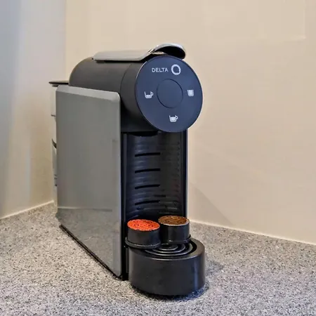 Lovely Fully Equipped Near Subway N4