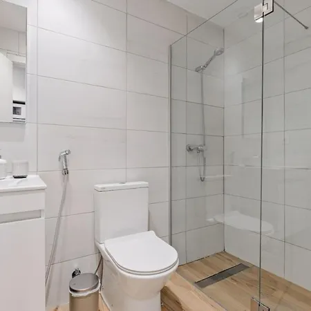 Lovely Fully Equipped Near Subway N4 Daire Lisboa