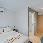 דירה Lovely Fully Equipped Near Subway N4 ליסבון